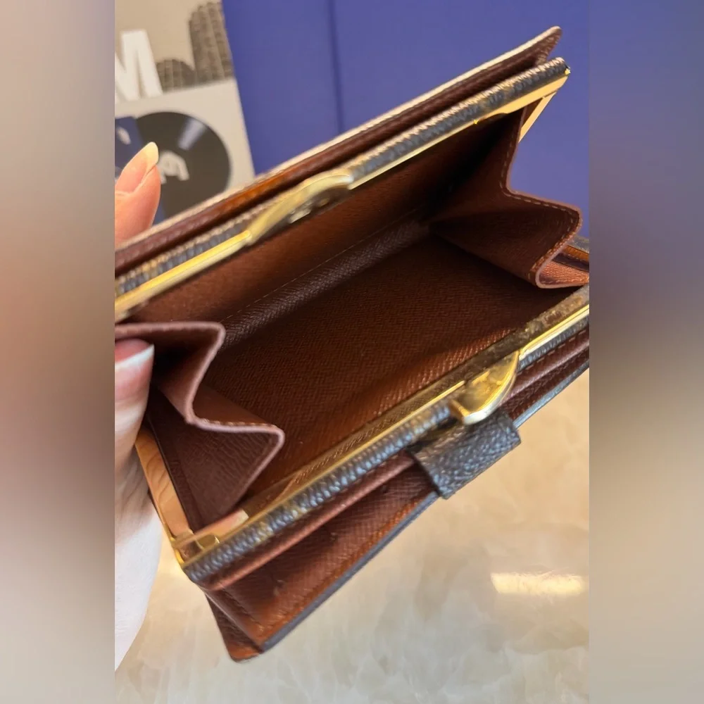 Louis Vuitton Zippe Wallet Porte Papier Monogram Brown